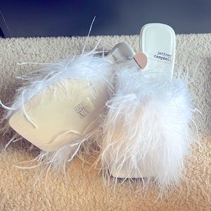 Brand new Jeffrey Campbell white Chauffeur Slide Sandal, size 9